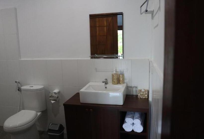 标准房带园景, Tree Tops Mandalika