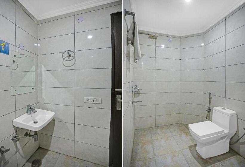 Quarto Triplo Clássico, Collection O 85223 Hotel Classic