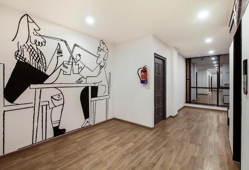 Quarto Triplo Clássico, Collection O 85223 Hotel Classic