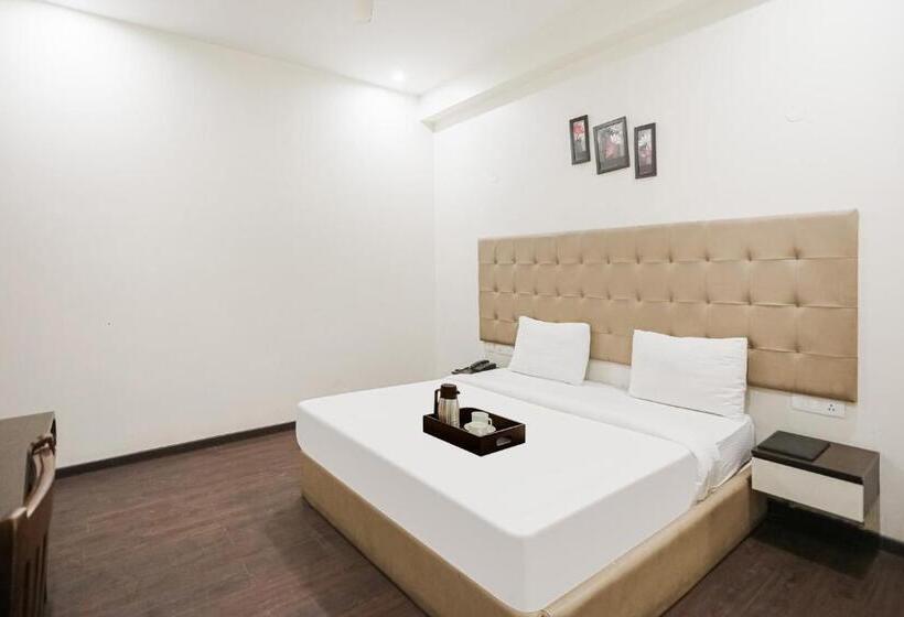 Classic Driepersoonskamer, Collection O Amv Hotels