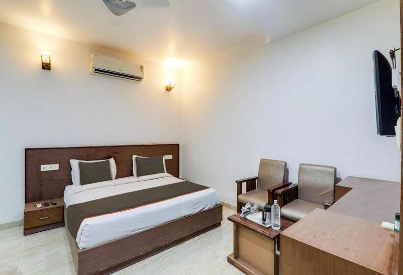 トリプルクラシックルーム, Collection O Hotel Diamond Plaza