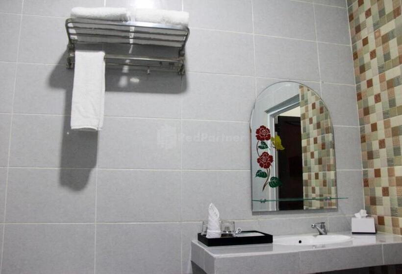 デラックスルーム, Edotel Manggala Syariah Redpartner