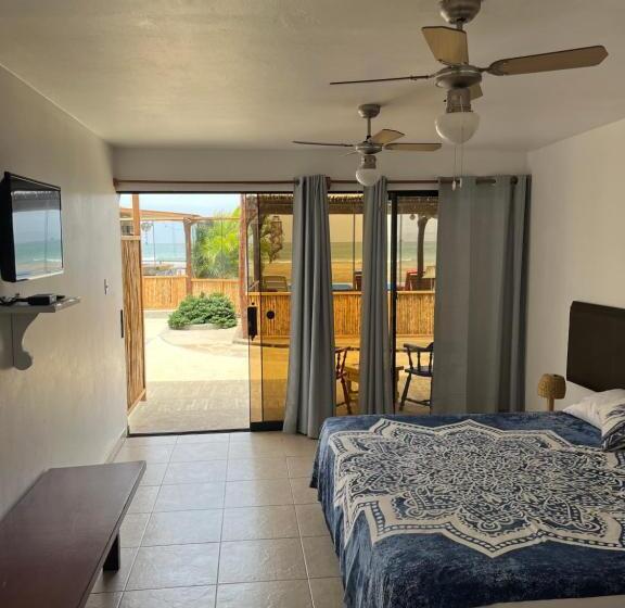 Номер Deluxe Вид на Море с Балконом, Aloha Lobitos