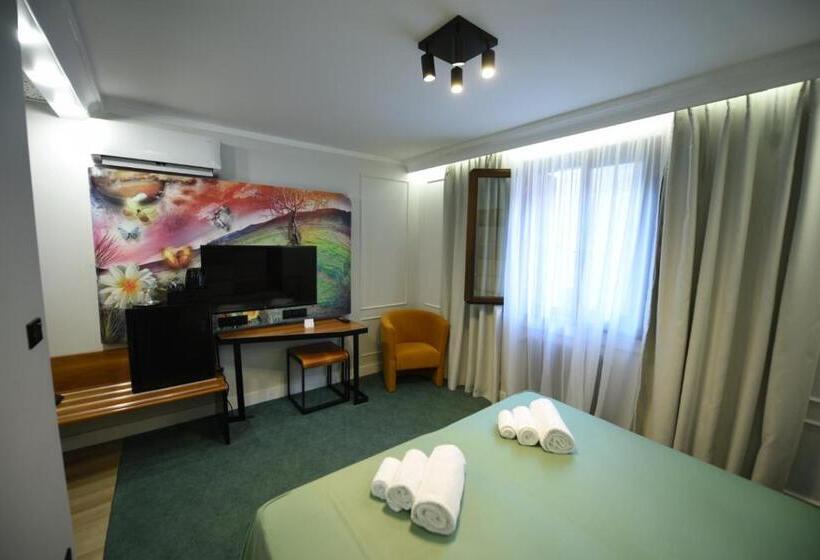 스탠다드 룸, Celis