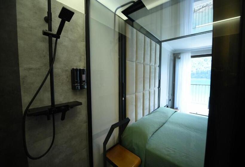 스탠다드 트리플 발코니 룸, Celis