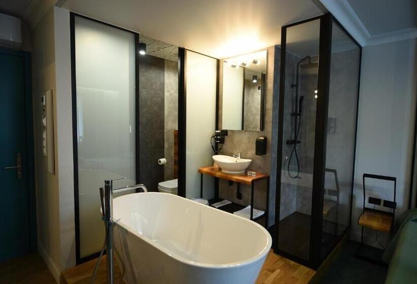 발코니 디럭스 룸, Celis