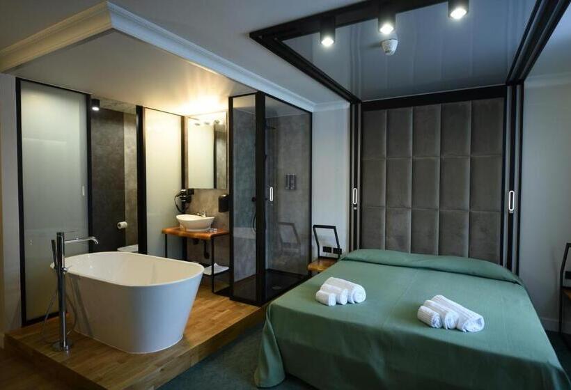 발코니 디럭스 룸, Celis