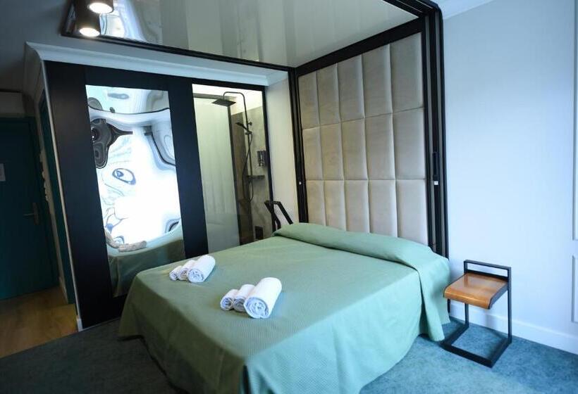 트리플 클래식 룸, Celis