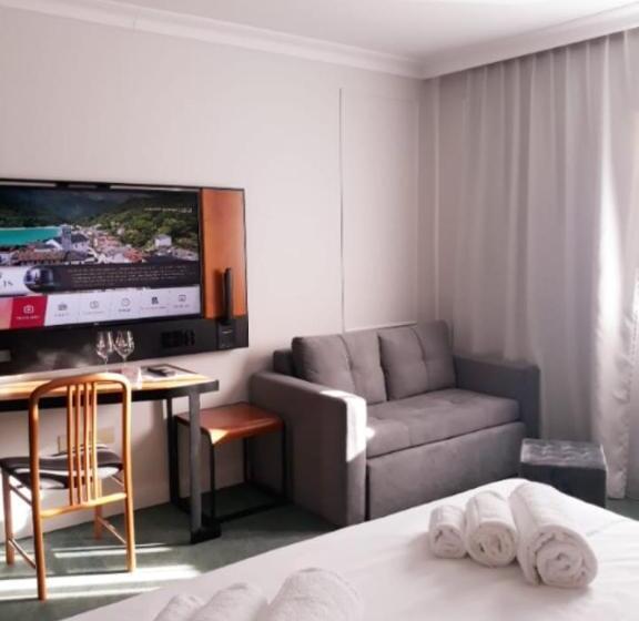 스탠다드 룸 호수 전망, Celis