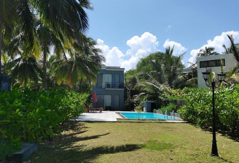 豪华海景房带阳台, Endlessblue Resort Kalametiya