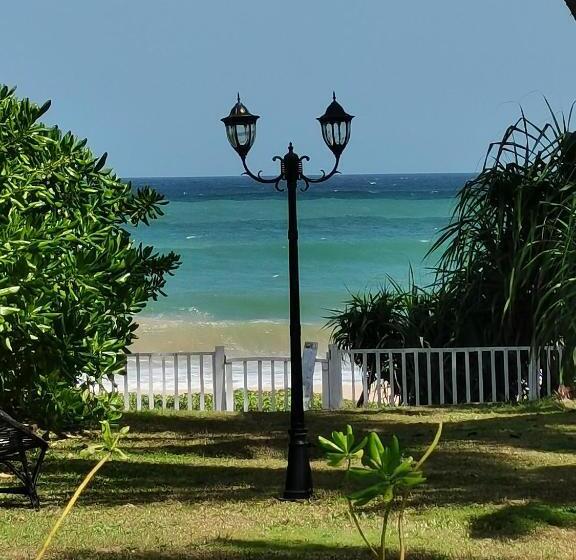 带海景的豪华间, Endlessblue Resort Kalametiya