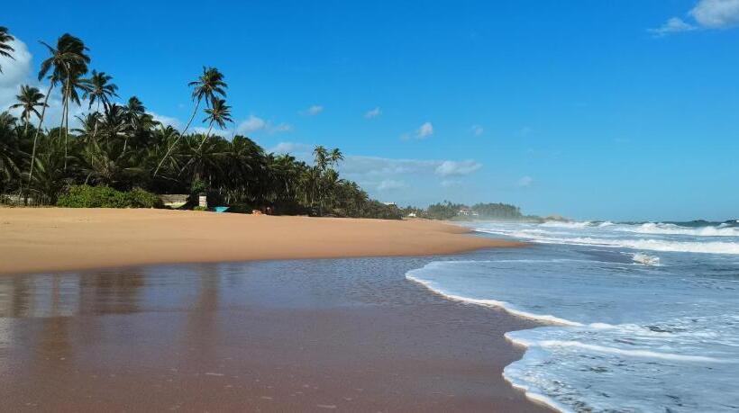 豪华海景房, Endlessblue Resort Kalametiya