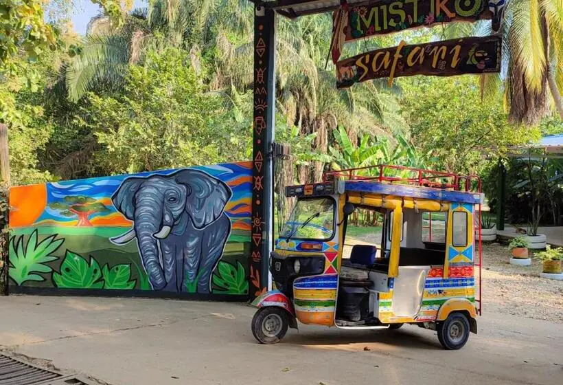 スタンダードルーム, Hostel Glamping Mistiko Safari Carmen De Apicala