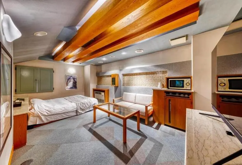 Quarto standard, N