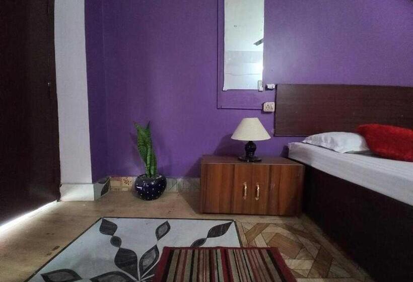 חדר קלאסי לשלושה, River Bank Guest House