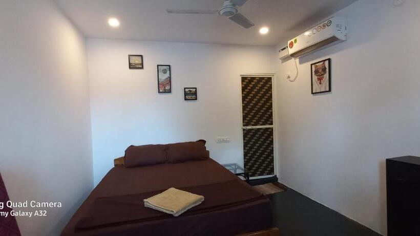 Quarto Deluxe com Sacada, The Riverside