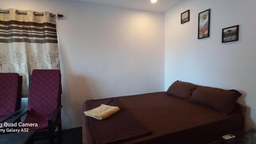 Quarto Deluxe com Sacada, The Riverside