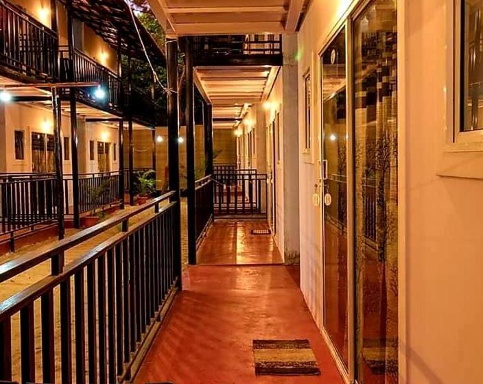 Quarto Deluxe com Sacada, The Riverside