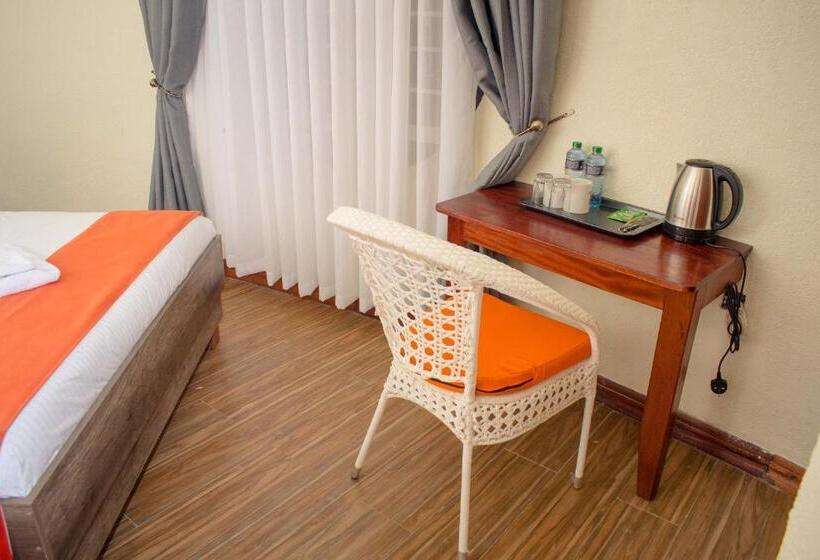 اتاق اکونومی یک تخته, Turaco Intercounty Resort