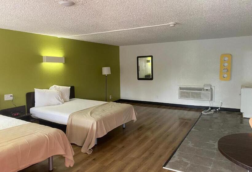Семейный Номер Deluxe, Motel 9