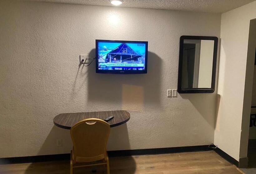 Номер Economy Индивидуальный, Motel 9