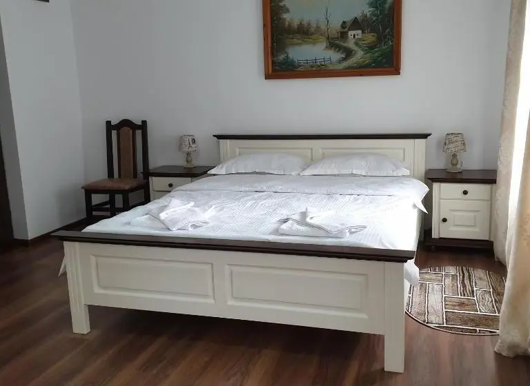 اتاق استاندارد, Casa Poenaru