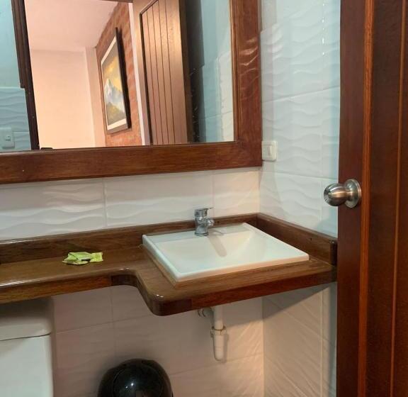 스탠다드 룸, Mercedes Restaurant B&b