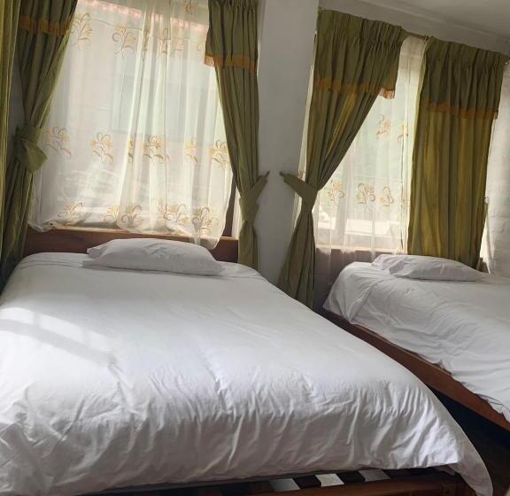 Номер Стандарт, Mercedes Restaurant B&b