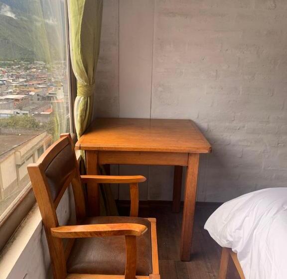 Номер Стандарт, Mercedes Restaurant B&b