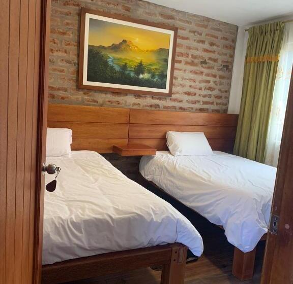 Номер Стандарт Трехместный, Mercedes Restaurant B&b