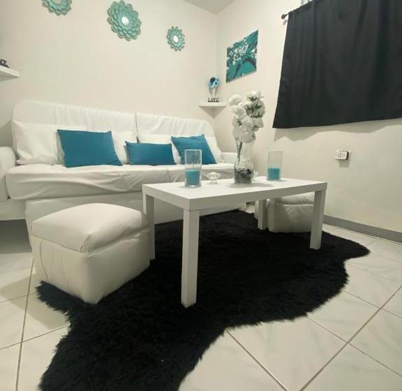 سوئیت جونیور خانوادگی, Turquoise Heaven