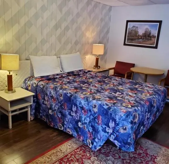 Deluxe-perhehuone, Town And Country Motel
