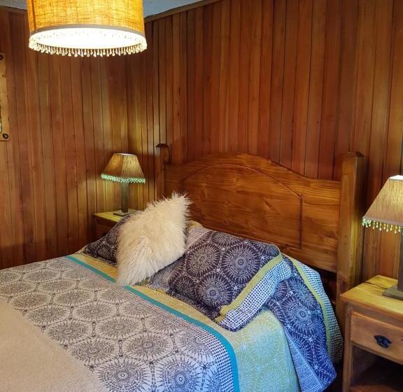 اتاق استاندارد با سرویس بهداشتی مشترک, Refugio Invernalia