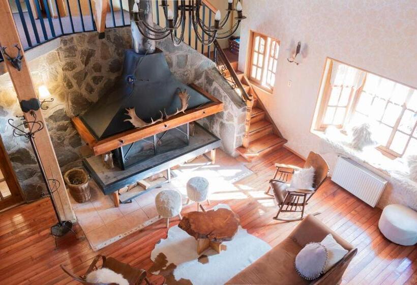 بنگله خانوادگی, Refugio Invernalia