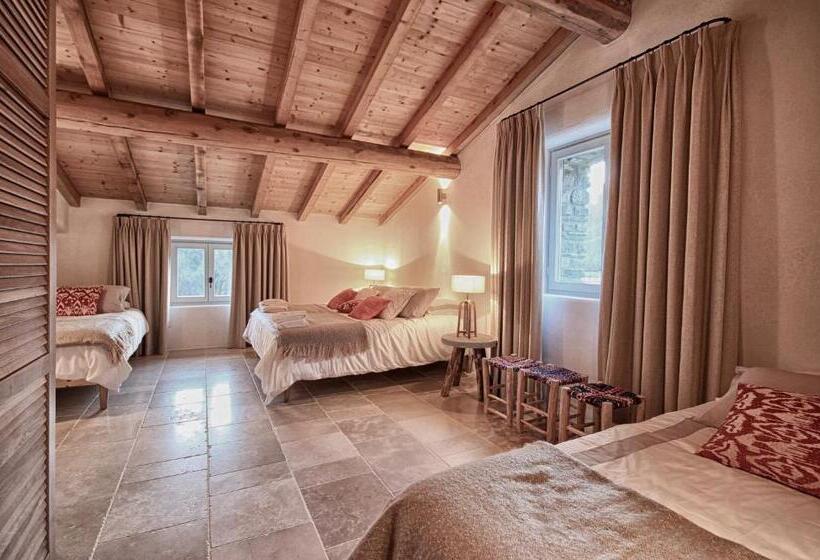 חדר משפחתי דלוקס, Sala Di Tresana