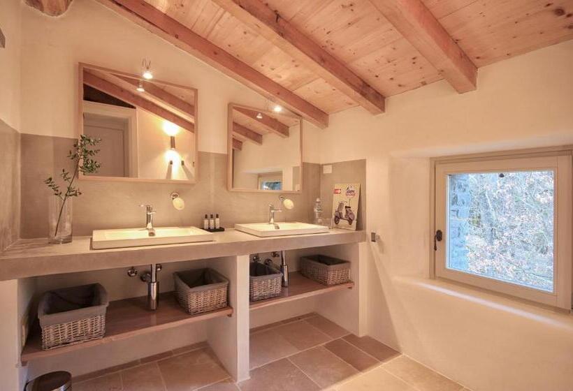 חדר משפחתי דלוקס, Sala Di Tresana