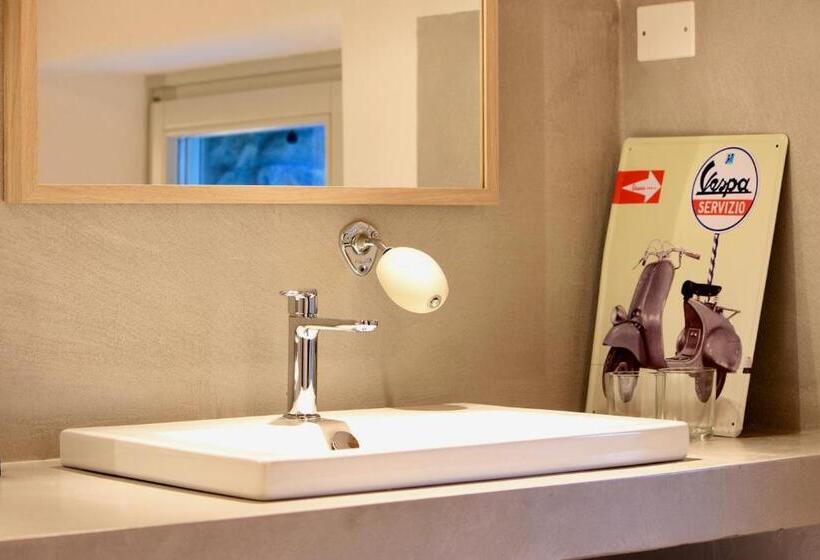 חדר משפחתי דלוקס, Sala Di Tresana