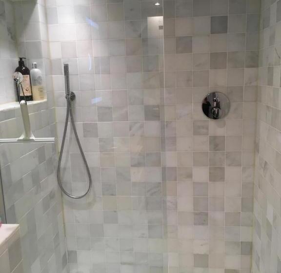 デラックスルーム, Tranquil, Luxurious Double Bedroom, En Suite, Cosy Private Lounge, Woodburner & Your Own Front Door