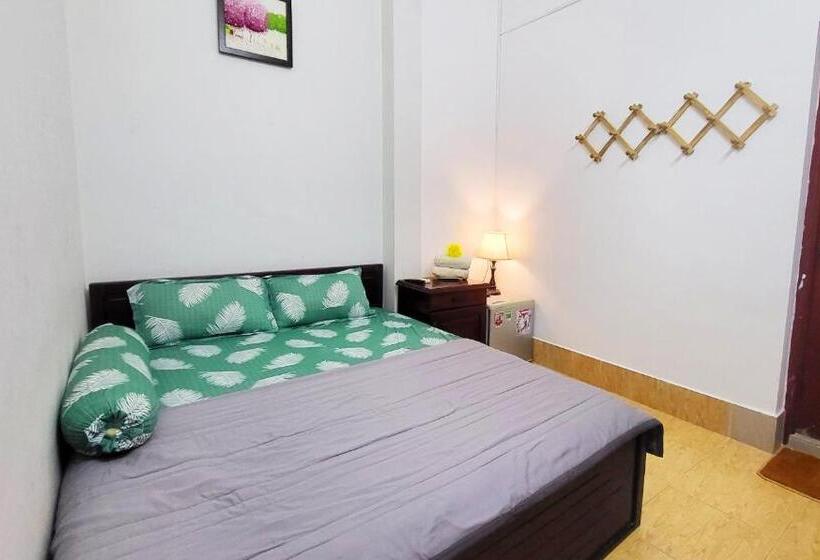 اتاق اکونومی, Hoàng Sơn S Home