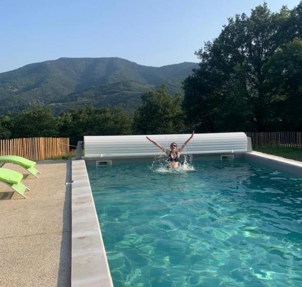 בית, 2 חדרי שינה, Le Mas De La Siffleuse