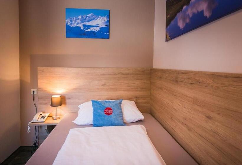 חדר סטנדרט יחיד, Mosermandl