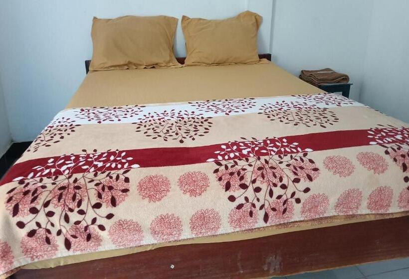 اتاق لوکس, Oyo 93359 Kawi Homestay