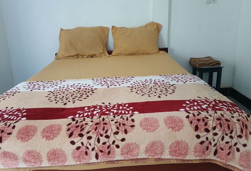 اتاق لوکس, Oyo 93359 Kawi Homestay