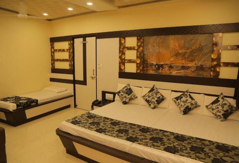 סוויטת ג'וניור משפחתית, Royal Ajmer