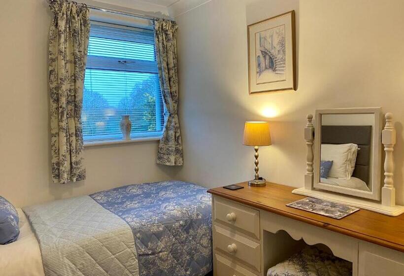 2间卧室的房子, Rushcroft Farm Cottages