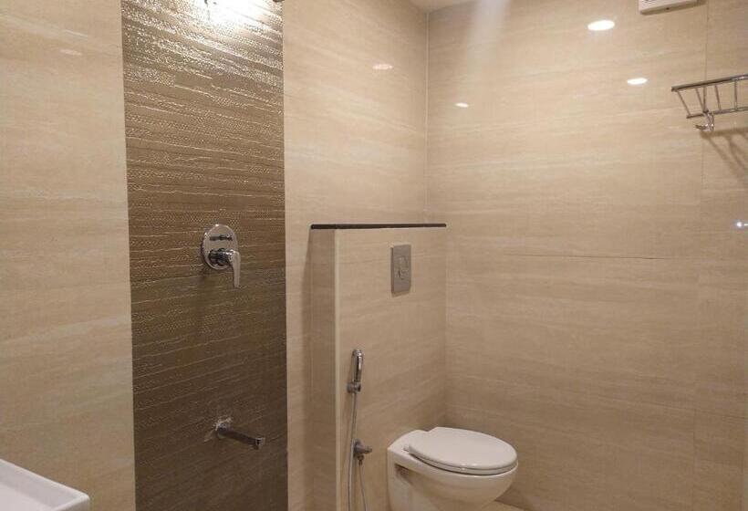 豪华房间, Spago Inn