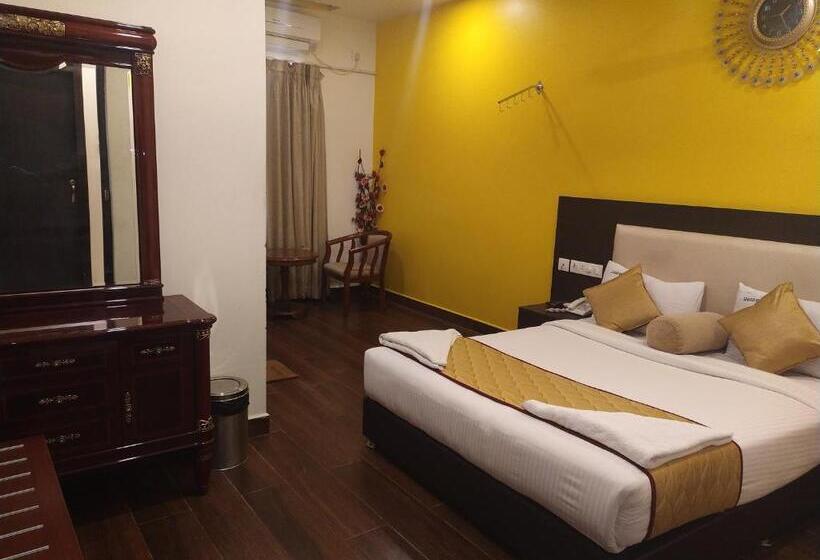 豪华房间, Spago Inn