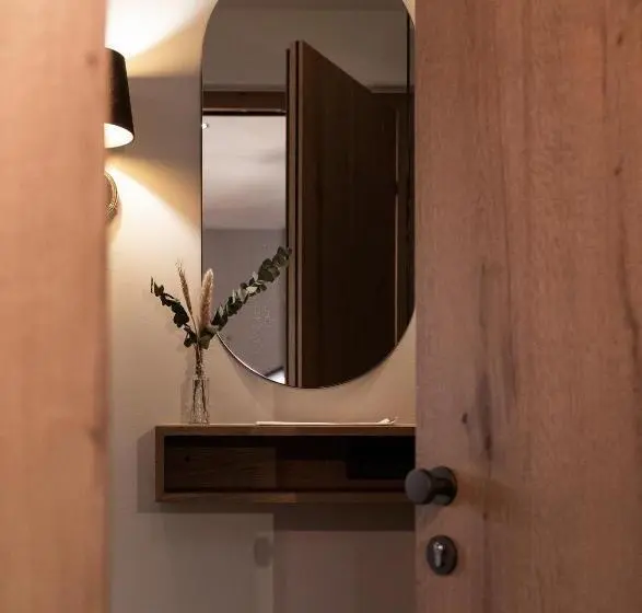 1ベッドルームアパートメント, Omaela Apartments