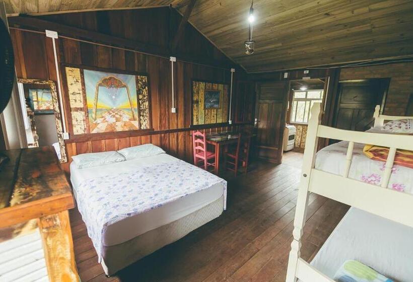 Quarto Triplo Standart, Chalés Caminhos Do Rosa