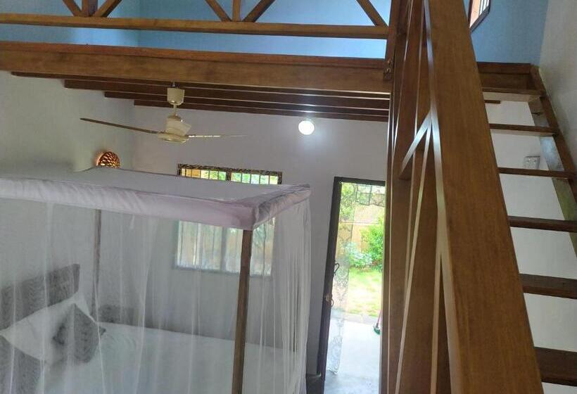 스탠다드 트리플 룸, Cinnamon House